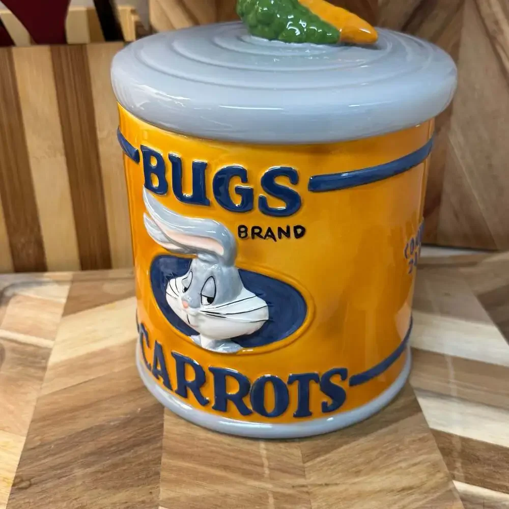 Vintage 1996 Warner Bros. Bugs Bunny Brand Ceramic Cookie Jar Canister